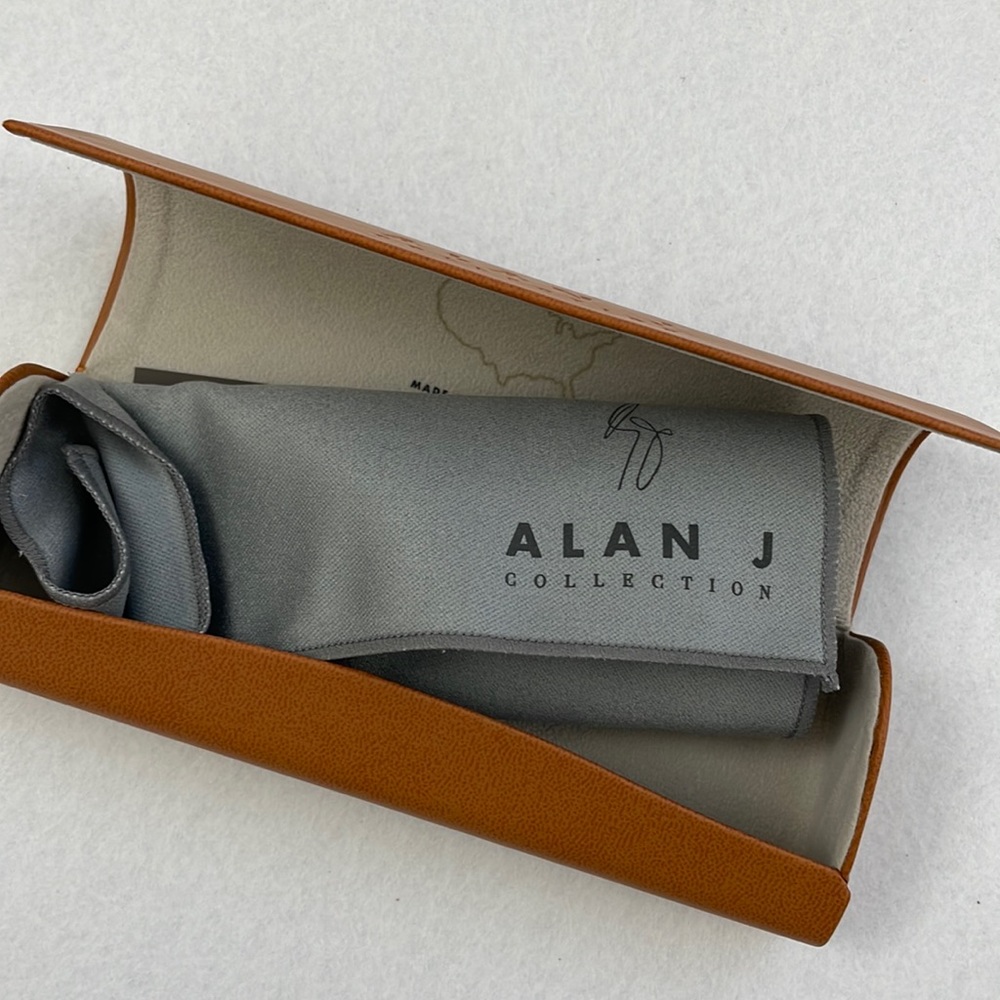 NEW Alan J Collection Glasses Case with Lens Cloth